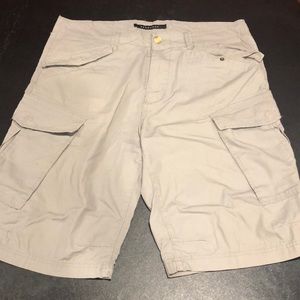 Men’s cargo shorts